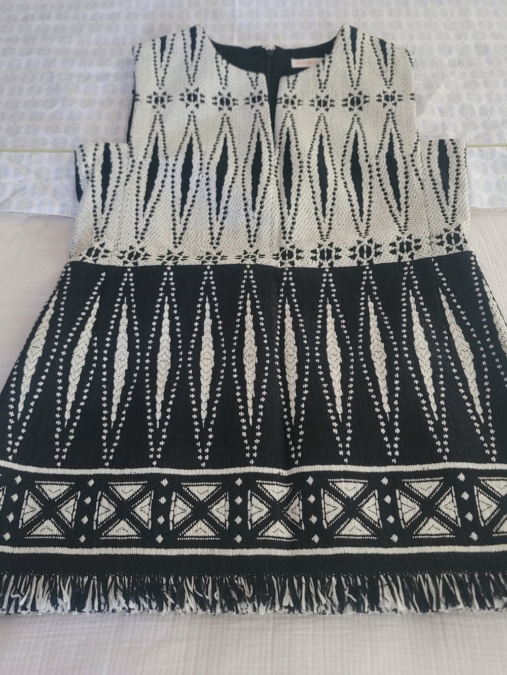 NWT Tory Burch Savora Ivory/Black Fringed Aztec-inspired Tunic, Size 10.